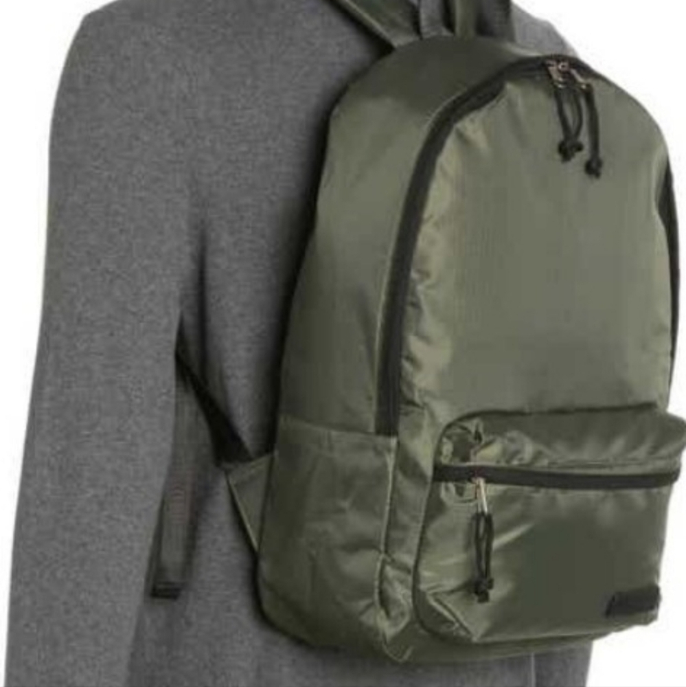 NWT Slate/Stone Ripstop Backpack